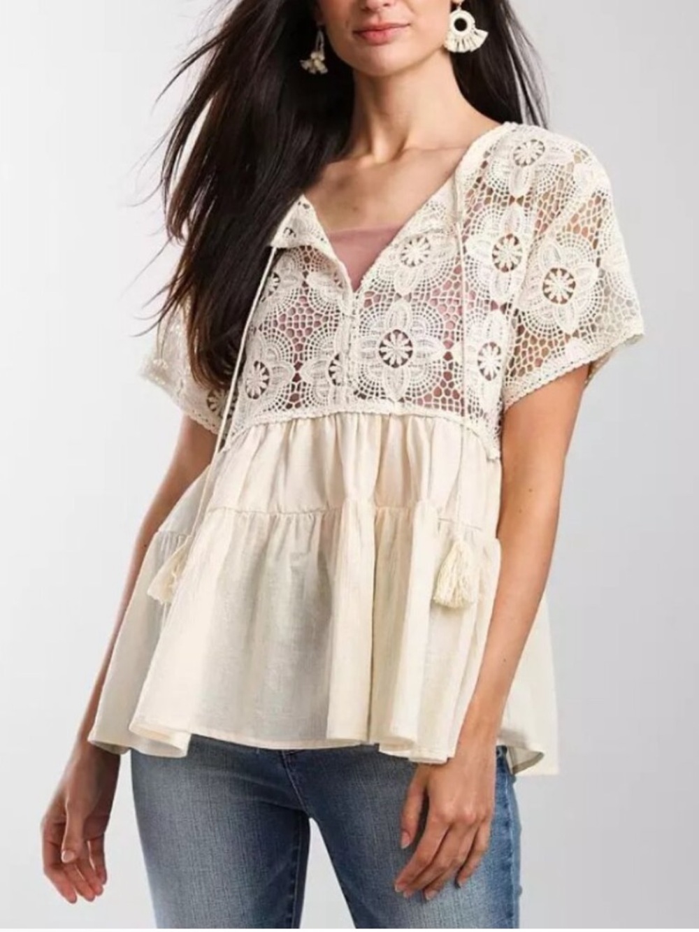 PENELOPE ROSE Women’s Cream Cotton Short Sleeve Crochet Top Ruffle Bottom Blouse